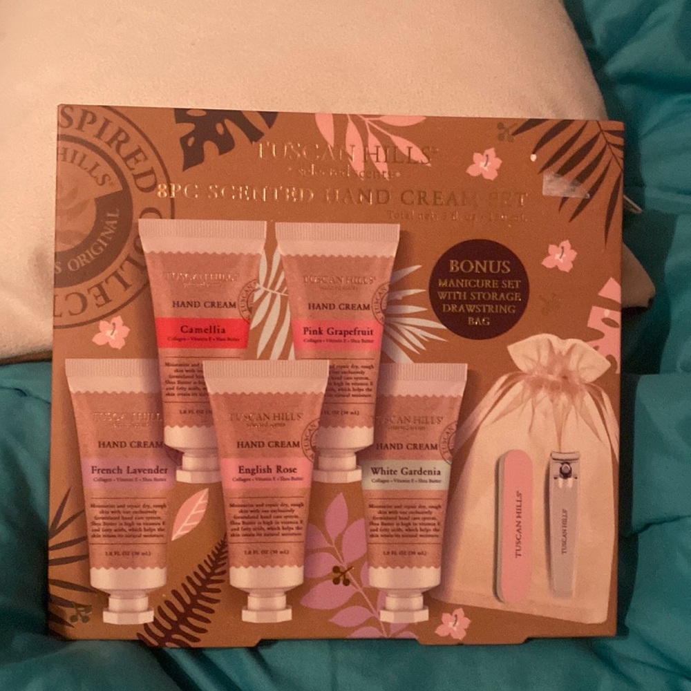 8pc cream set new in package!